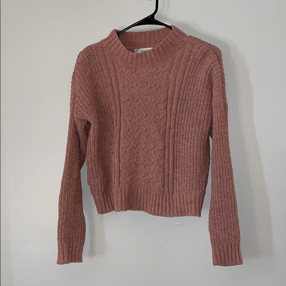 SO SOFT adorable sweater